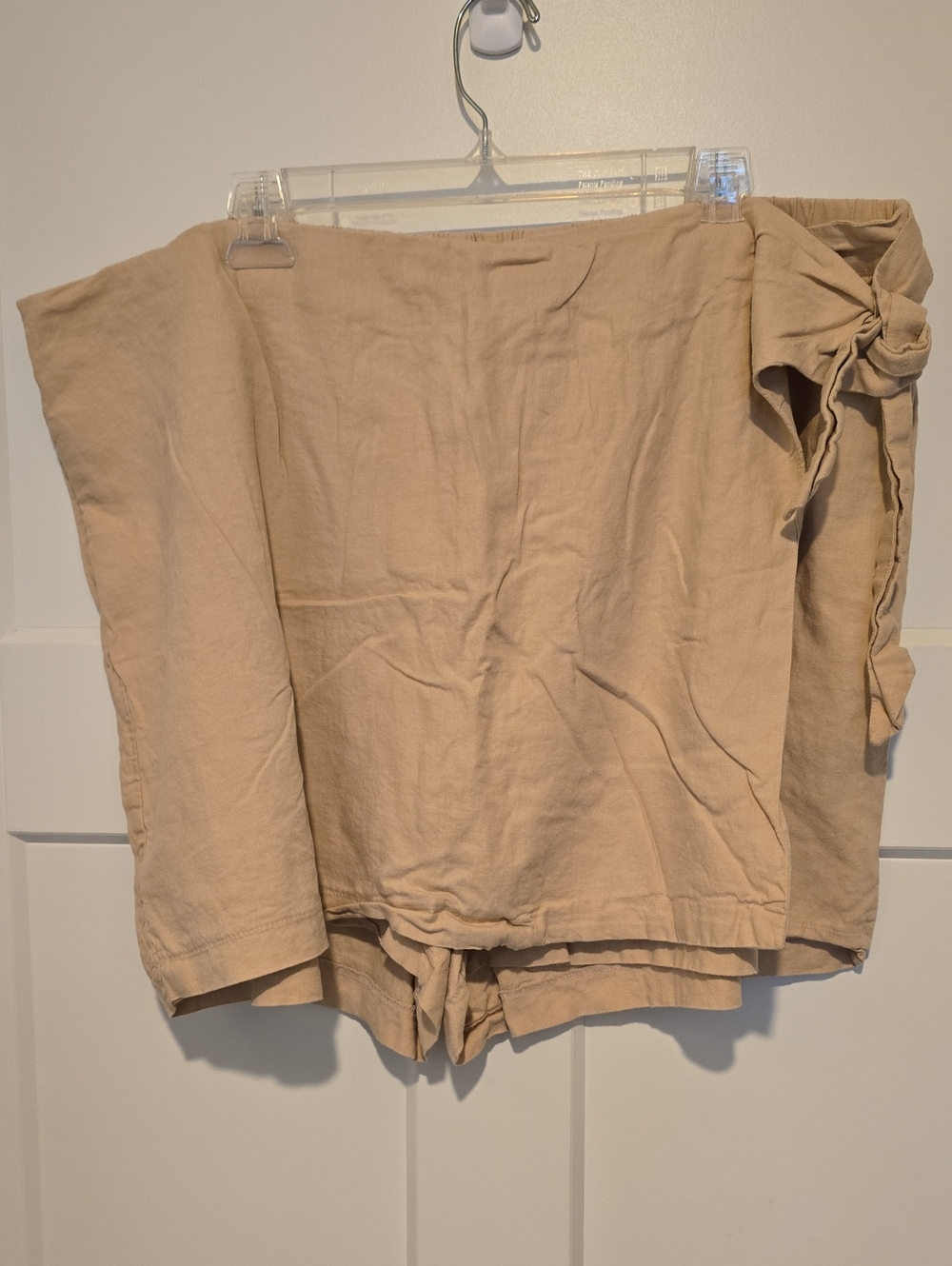 Old Navy Beige Faux Side Tie Linen-Blend Skort